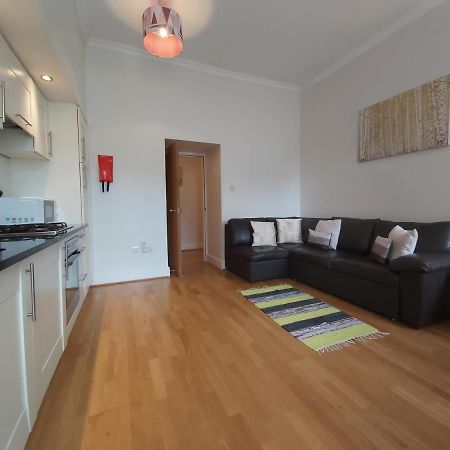 Moat House - Highland Club Apartment Форт Аугустус Екстериор снимка